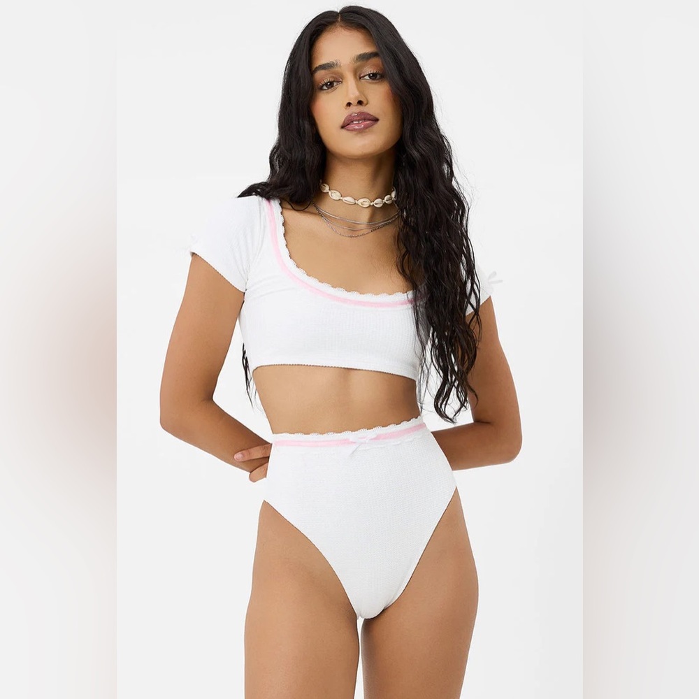 Frankie’s Bikinis x Gigi Hadid - Lucky Waffle Crop Top & Bottoms